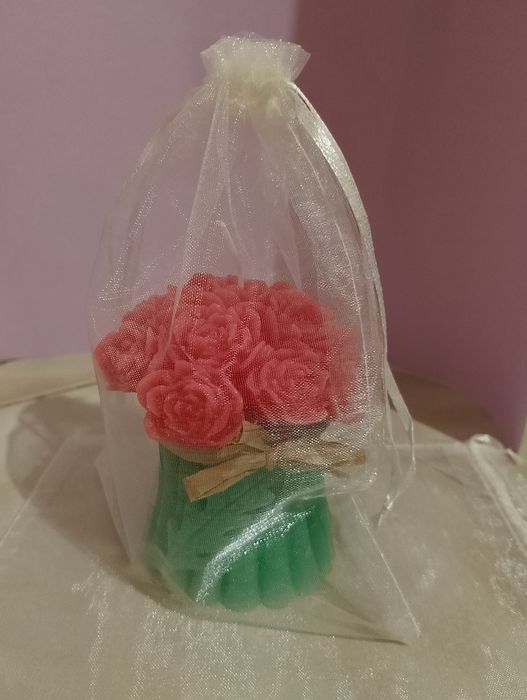 Ръчно изработени ароматни свещи за всеки повод!