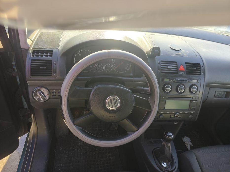 Volkswagen Touran 2.0TDI 140k. BMM НА ЧАСТИ