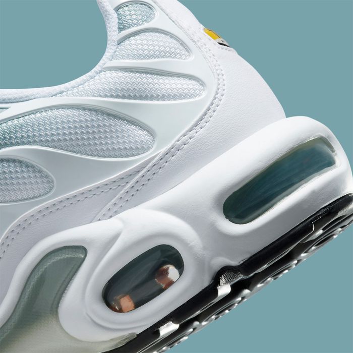 NIKE AIR MAX TN ‘Mica Green’ 40,41,42,43,44,45