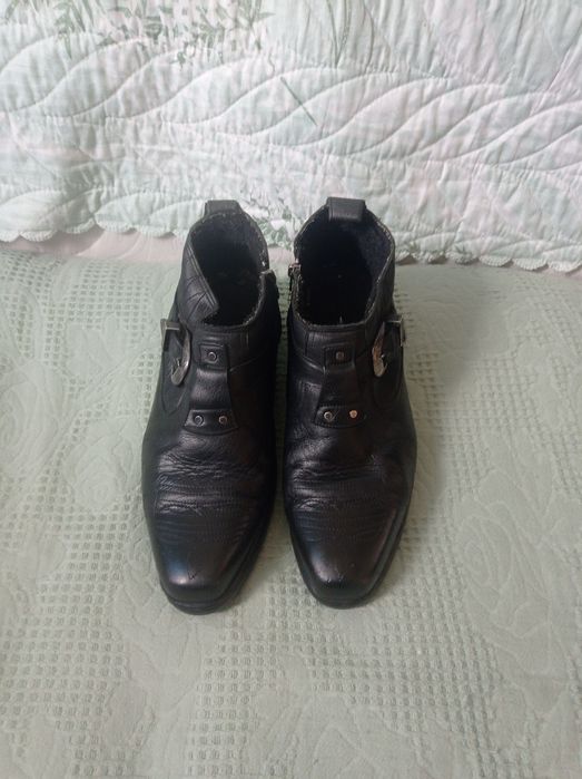 Продам мужские полу сапожки 250000