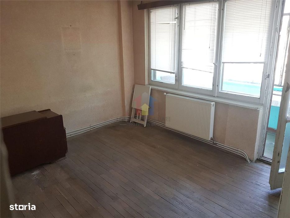 ETAJ 1! Apartament 2 camere, 2 Balcoane, zona H Botev
