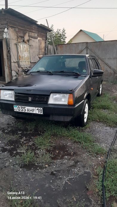 Продам рабочую лошадкуваз2109