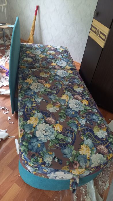 Отдам даром мебель