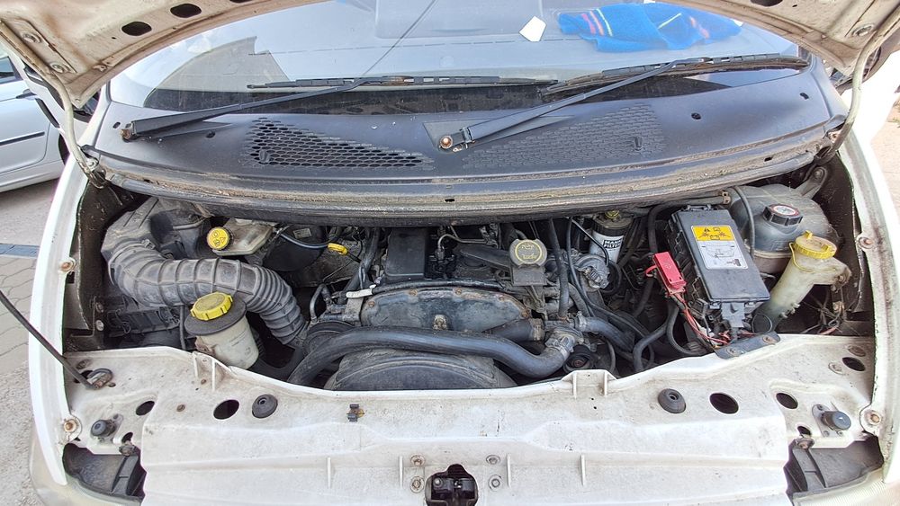 Ford tranzit 2.4  2005