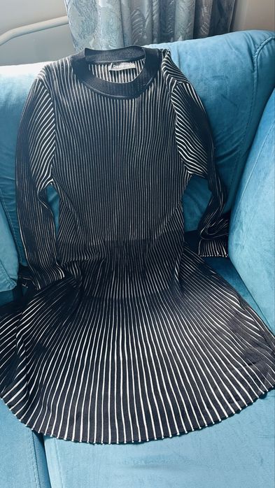 Нова Рокля Desiqual