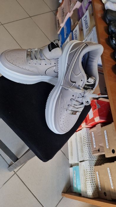 Дамски маратонки номер37 , 38,39.40