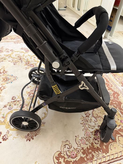 Детская коляска в отличном состоянии