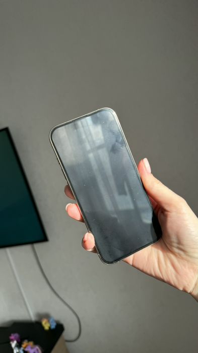 Продам iPhone 15 pro 128 гб