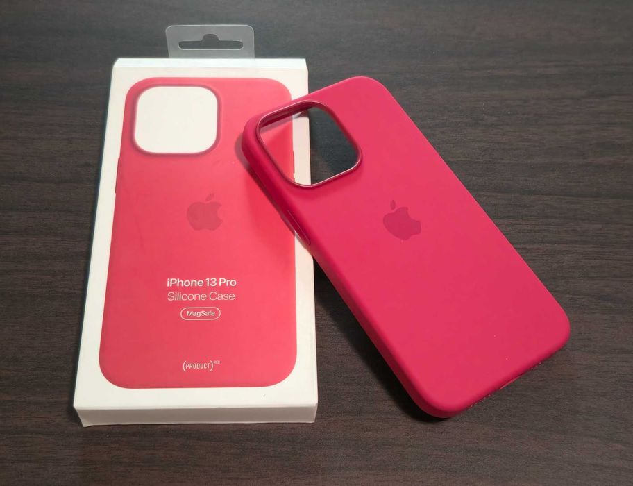 Husa silicon originala Apple Silicone Case Magsafe iPhone 13 Pro