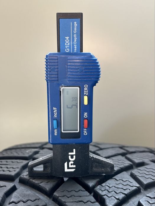 Зимни гуми 235/55/18 Bridgestone