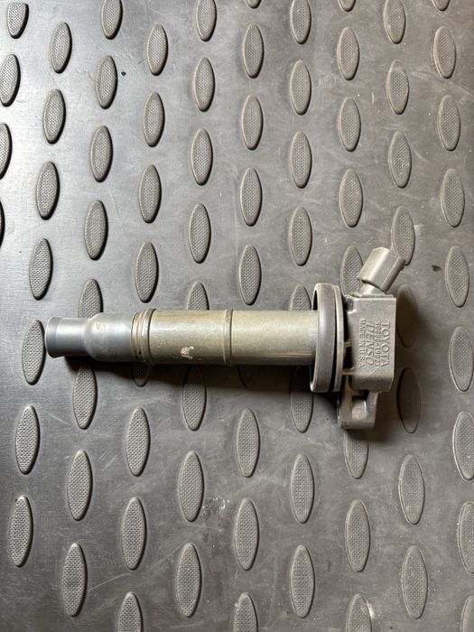 оригинал катушка на камри 30