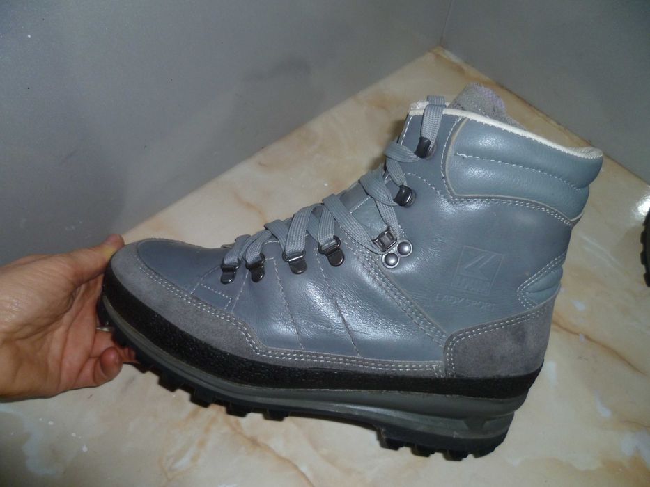 LOWA туристически обувки №40