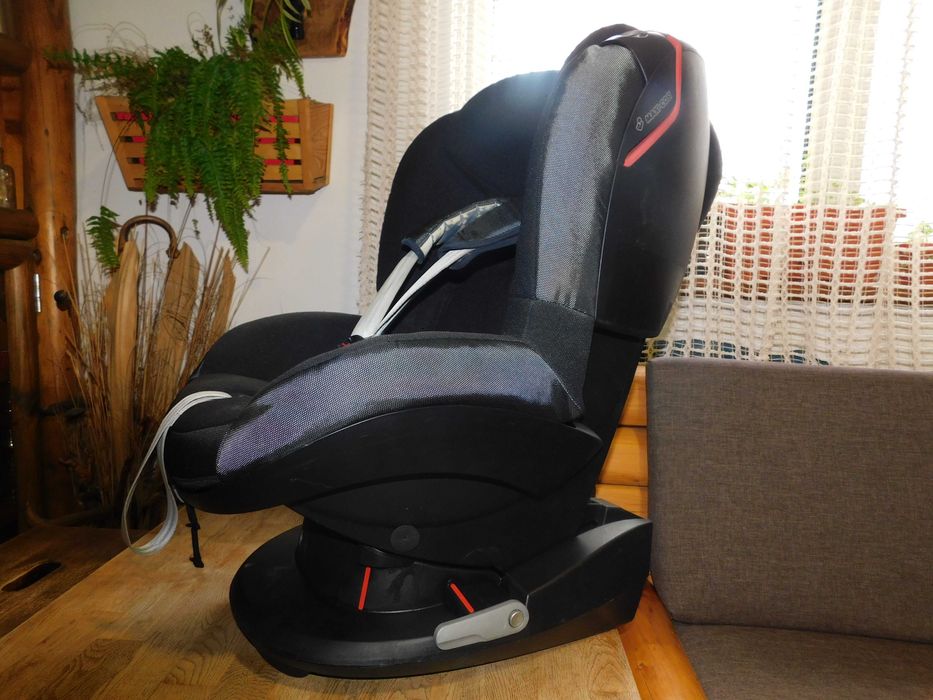 Scaun auto Maxi Cosi Tobi grupa 9-18 kg / 2 buc