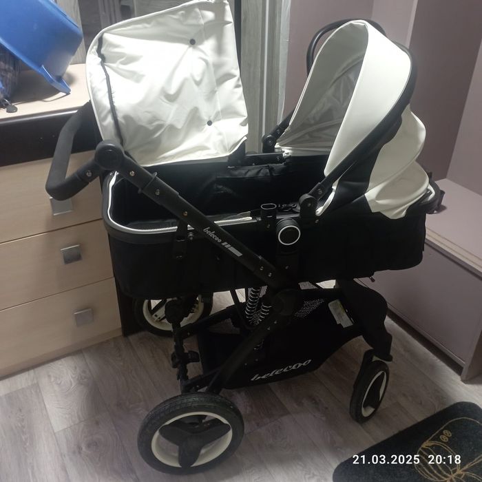 Продам коляску с автокреслом