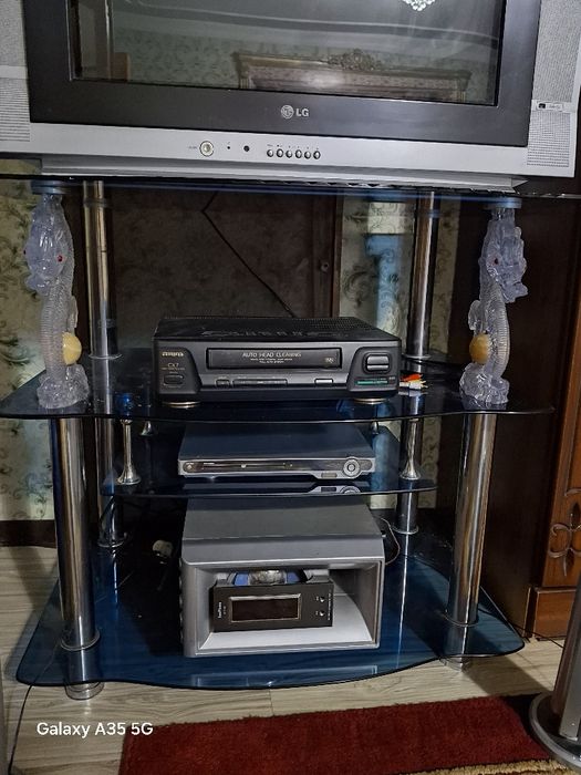 LG televizor video kaseta DVD kalonka bass+ pastavka