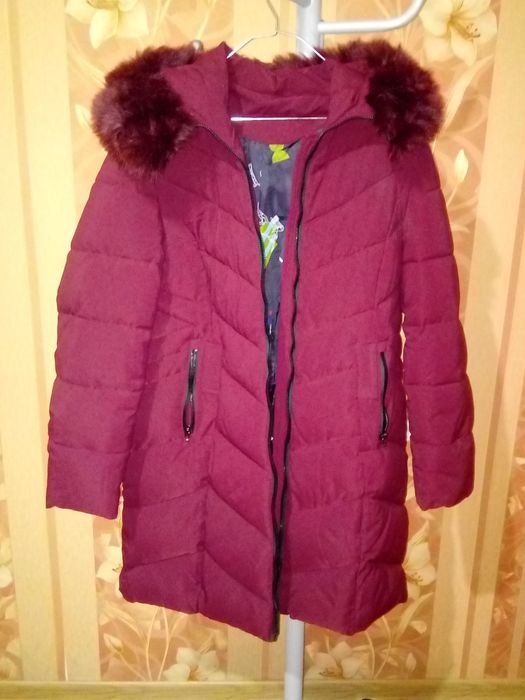 Женская куртка 48 размер