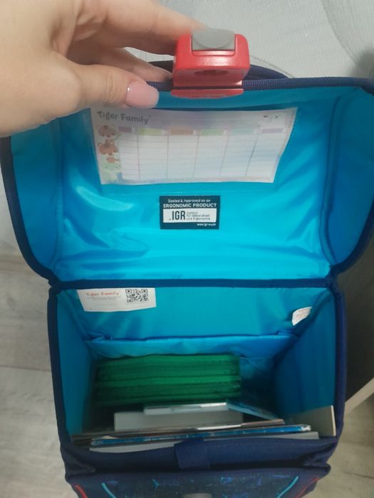 Продам рюкзак для мальчика