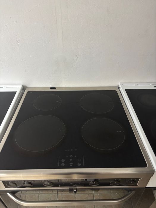 Индукционна печка с фурна VOSS