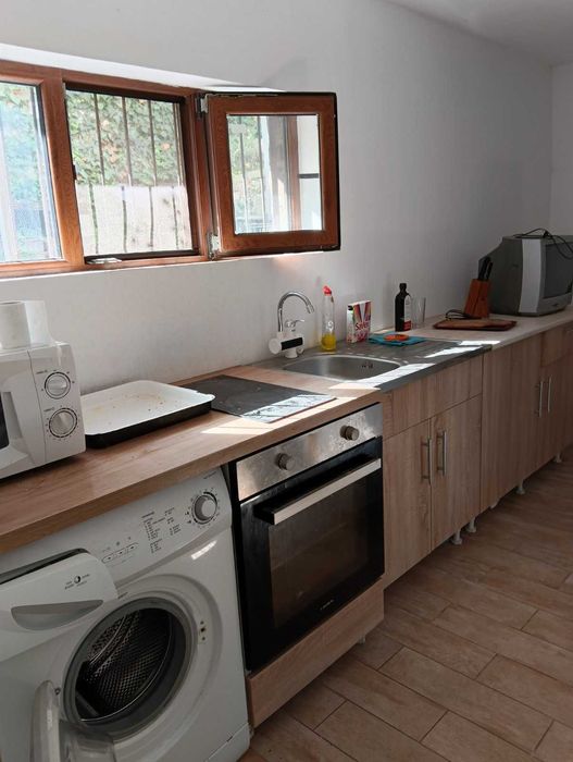 Боксониера под наем 250 евро, Левски