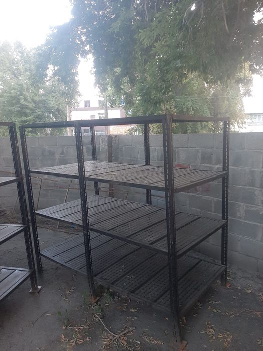 Продам стилажи