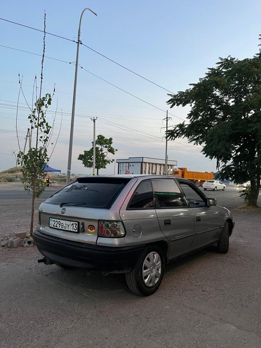 Опель астра  1993ж
