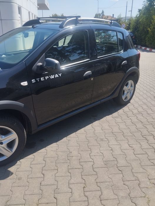 De vânzare Dacia Sandero stepvay benz acte la zi stare foarte bună km 165miina îmatriculat stare foarte bună telefon 0744785616