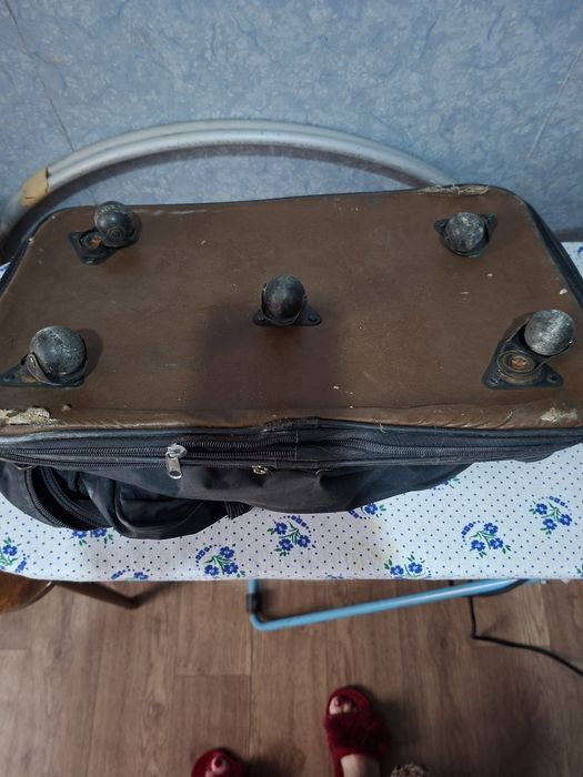 Продаются сумки дорожные .