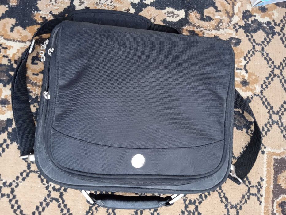 Продавам лаптоп Acer Aspire 4730Z