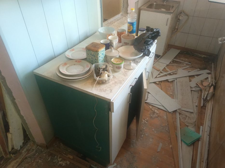 Mebel eski sotamiz