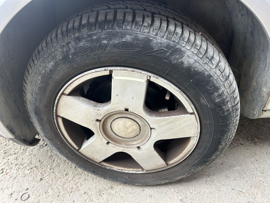 Голф 4 1,4 75кс на части/VW golf 4 1,4i 75ks na chasti