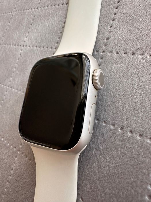 Apple Watch Series 8 41mm – отлично състояние