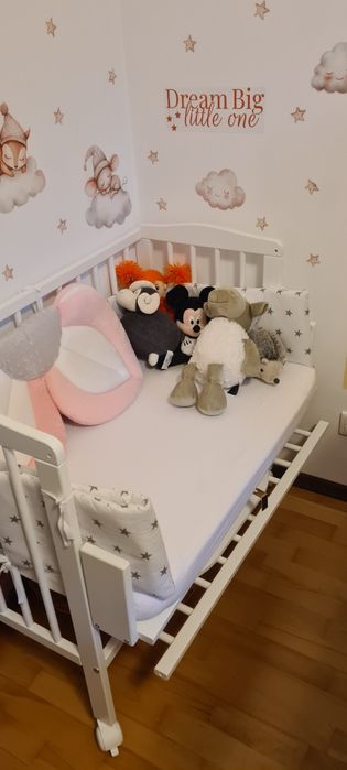 Pătuț bebeluș ajustabil