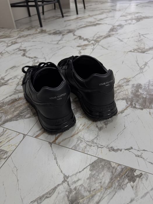 Louis vuitton Run Away