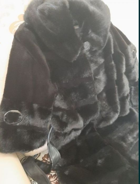 Продам шубу 42-46