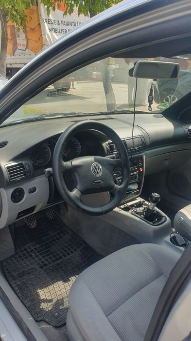 VOLKSWAGEN Passat 2001 — imagine 2
