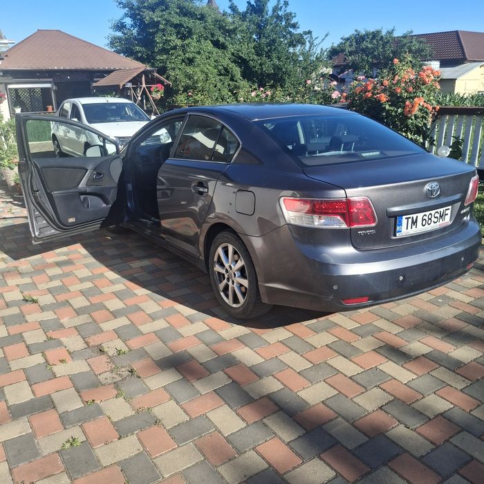 TOYOTA Avensis 0 — imagine 2