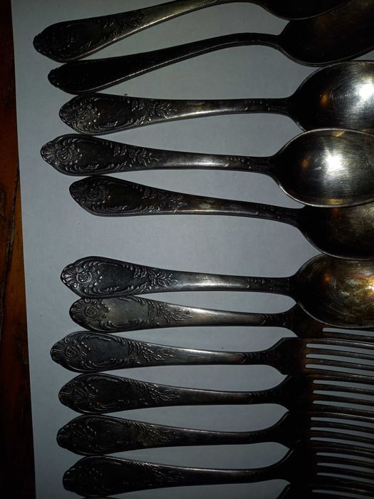 Старинный столовый набор, мельхиор