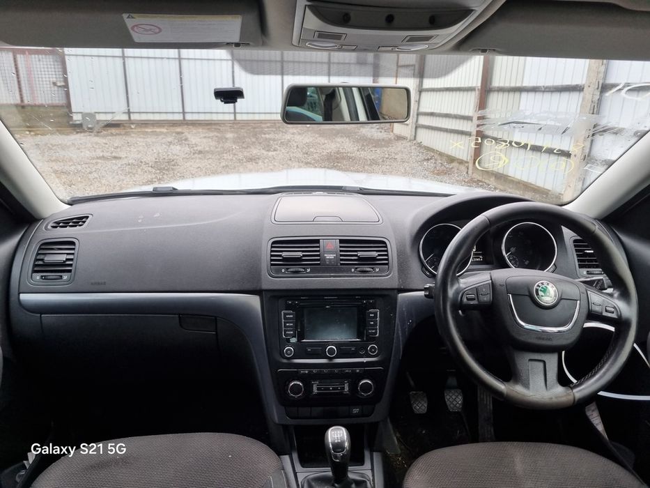 Dezmembrari  Dezmembrez  Piese  Skoda Yeti 2.0 TDI  -  CUUA CFHA DFSA CLCA