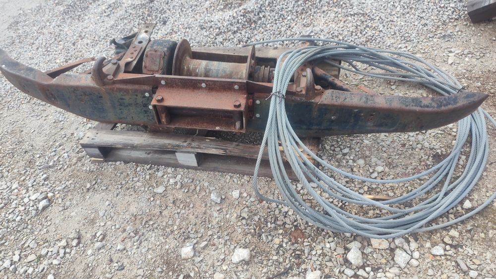 Лебедка с ролки и въже за  Газ 66, Зил 131, Зил 157