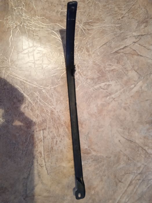 Ресничка под фары Ауди В4