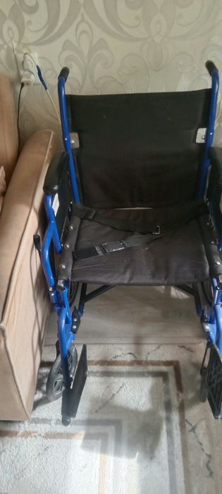 Инвалидная коляска