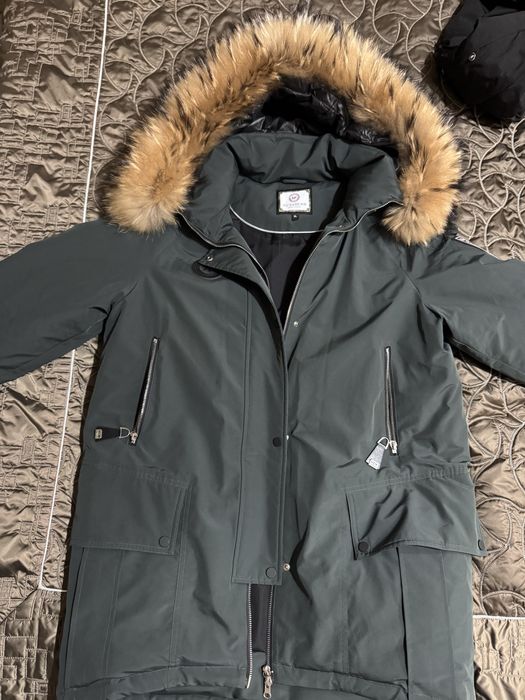 Продам зимнюю куртку