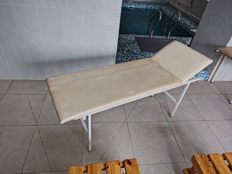 Кушетка для массажа