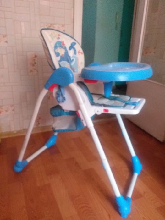 Детский столик для кормления, б/у