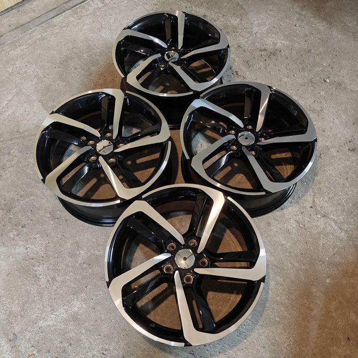 R17 PCD 5 *114,3 Комплект новых легкосплавных дисков