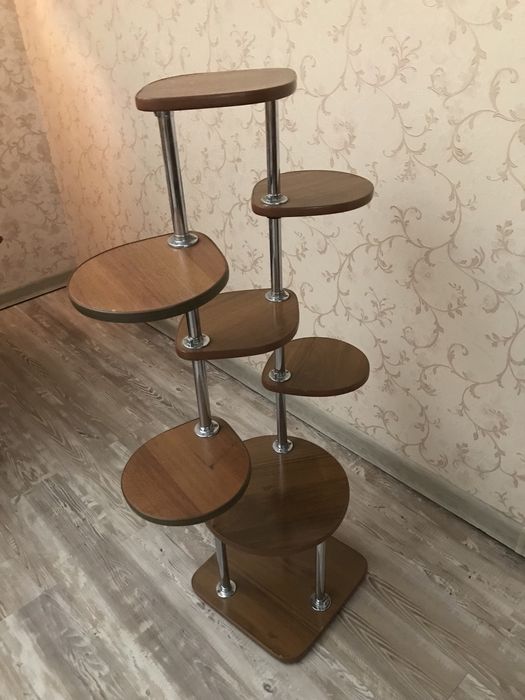 Декоративные Подставки и полочки