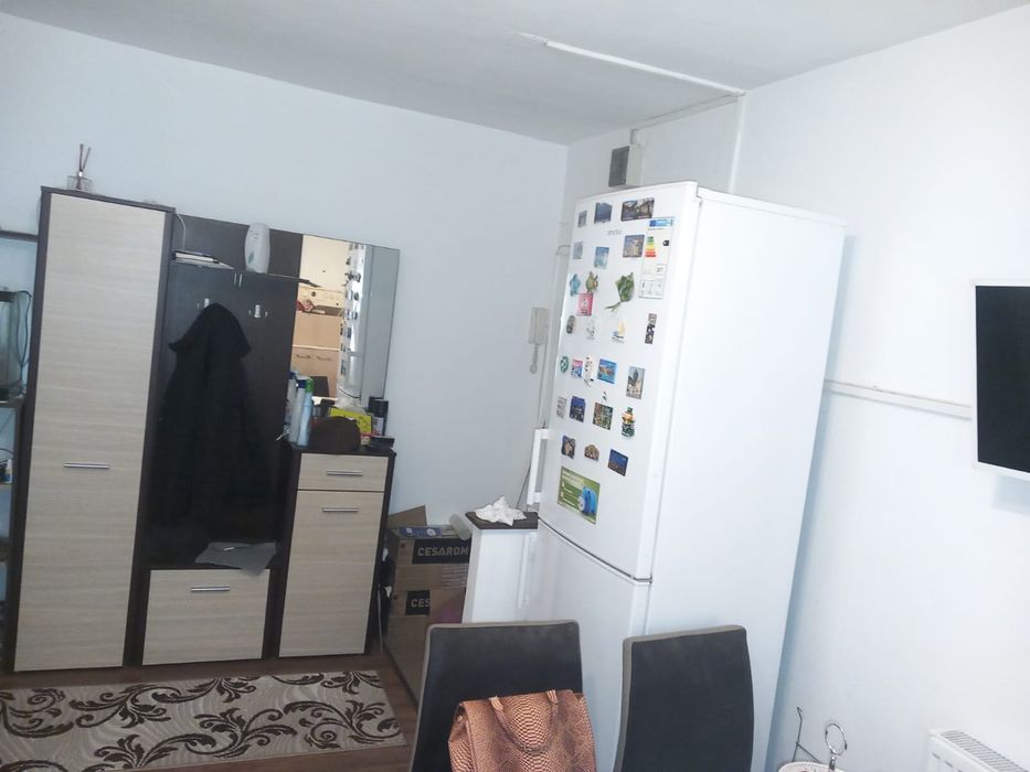 Inchiriez apartament doua camere complet utilat si mobilat zona Strand, direct de la proprietar