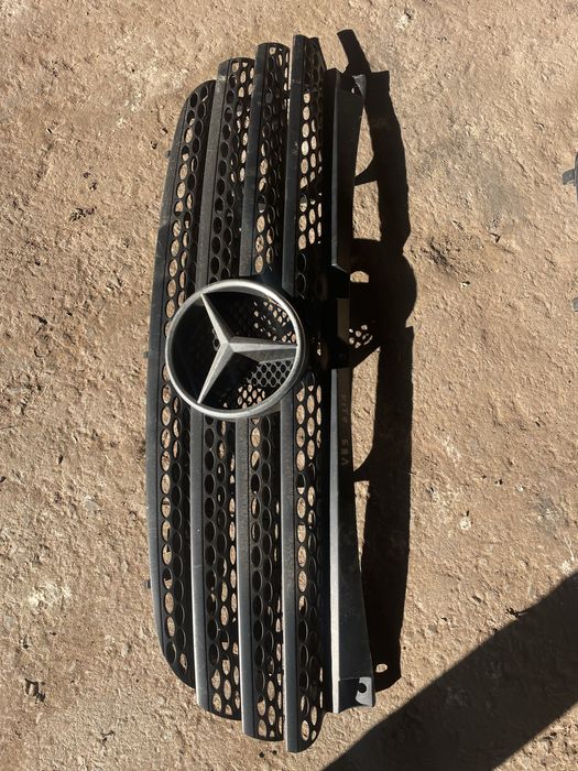 Решетка ,Mercedes Vito ,w639/2003-2010: