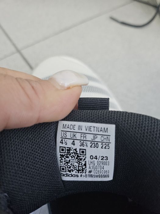 Маратонки Adidas