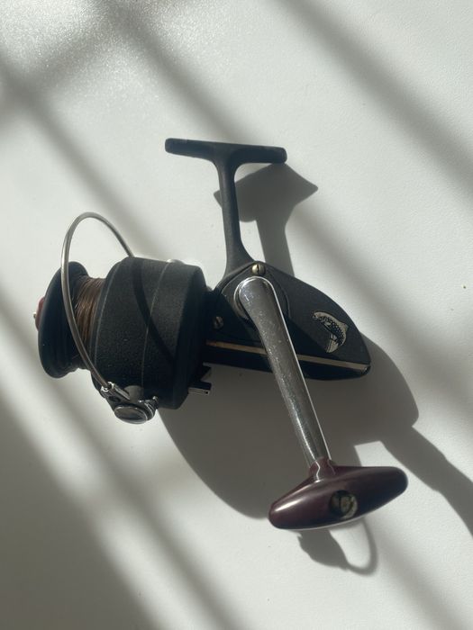 mulinete pescuit vechii colectie linguri  si colectie lansete germina